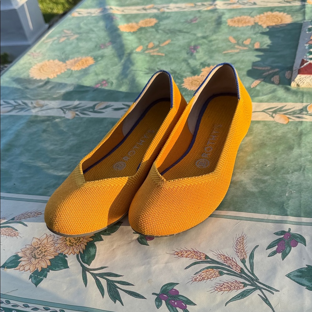 Yellow Rothy’s Flats - Machine Washable and made out of plastic bottles
